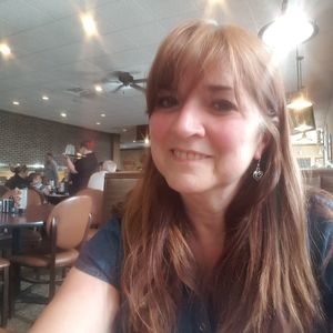 Meet your Posher, Leslie